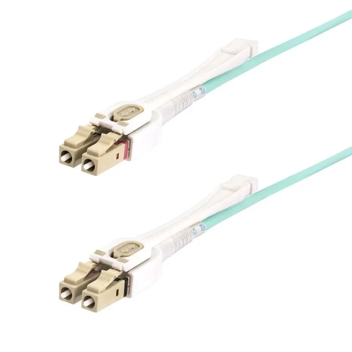 Cable de Fibra Óptica Multimodo LC a LC (UPC) OM4 de 3m – con Pestillos – 50/125µm – Redes de 100G – Resistente a los Dobleces – Low Insertion Loss – LSZH (450FBLCLC3PP)