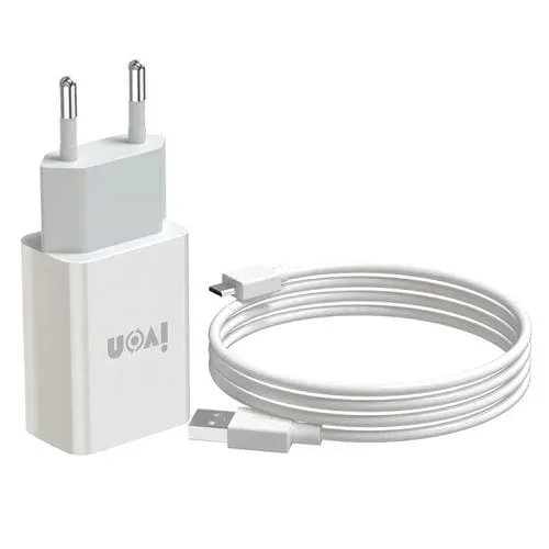 Cargador De Viaje Ivon Ad-33 2 En 1 2.1A Puerto Usb + Cable Micro Usb 1M (Blanco)