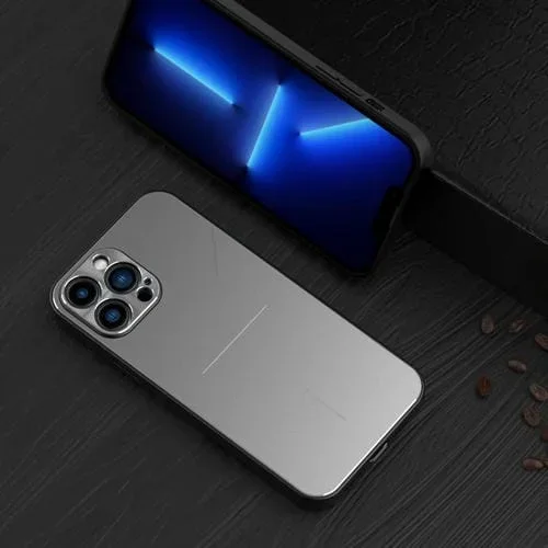Estuche Protector para iPhone 11 Pro R-Just RJ-52 TPU Metal Estilo 3 Líneas (Plata)