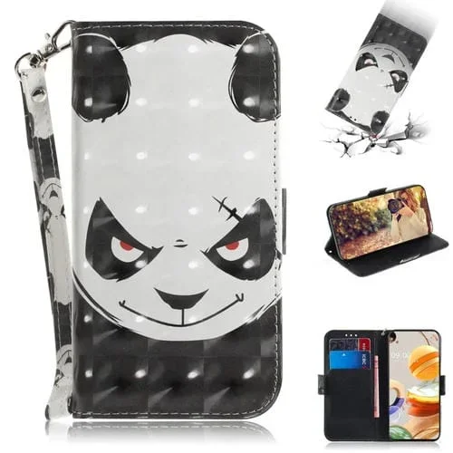 Funda de Cuero Abatible Horizontal para LG K61 con Dibujo 3D, Soporte, Ranuras para Tarjetas y Cordón (Oso Enojado)