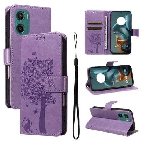 Funda de Cuero con Tapa para Motorola Moto G05 con Diseño de Árbol y Gato en Relieve (Morado Claro)