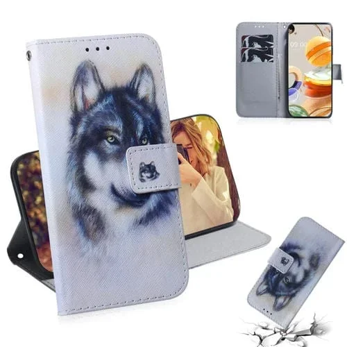 Funda de Cuero para LG K61 con Tapa Horizontal, Dibujo a Color, Soporte, Ranuras para Tarjetas y Billetera (White Wolf)