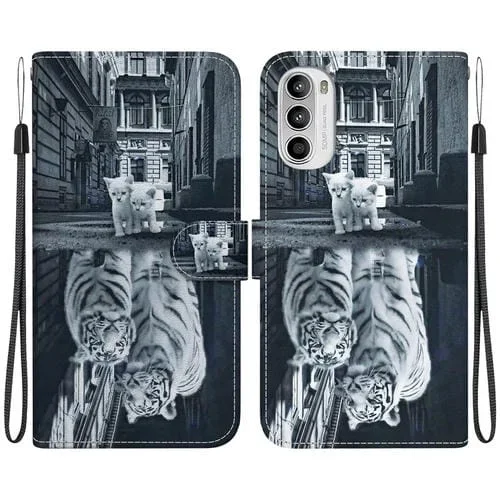 Funda de Cuero para Motorola Moto G62 5G con Dibujo Coloreado y Textura de Cristal (Reflejo de Tigre)