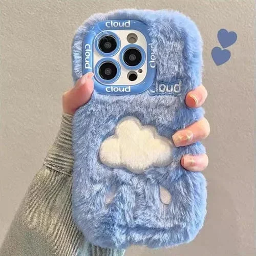 Funda de Teléfono iPhone 16 Pro Bordado Felpa Cobertura Total (Nube Azul + Blanca)