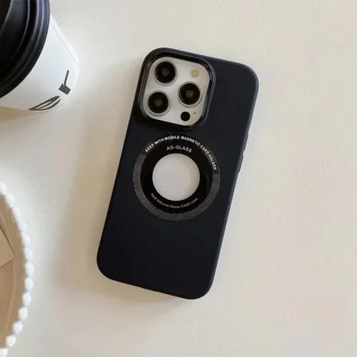 Funda Magnética de Silicona para iPhone 15 Pro con Marco de Metal (Negro)