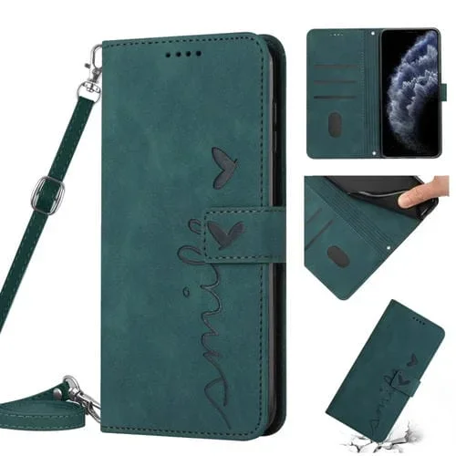 Funda para iPhone 11 Pro Skin Feel Heart Pattern de Cuero con Cordón (Verde)