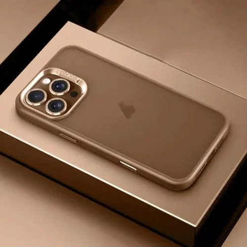 Funda para iPhone 16 Pro Sulada con Tacto Mate a Prueba de Golpes (Dorada)