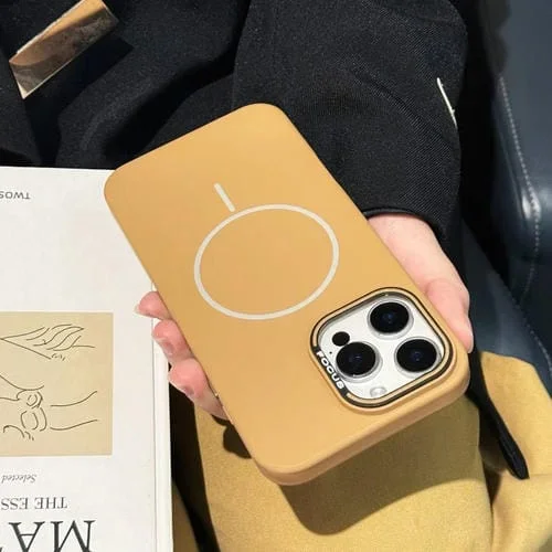 Funda para Teléfono PC Magsafe Ultrafina Agradable para la Piel iPhone 12 Pro (Amarilla)