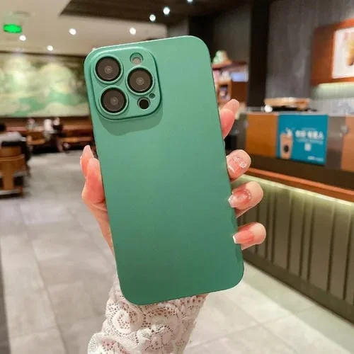 Funda Protectora para iPhone 14 Oily Feel PC a Prueba de Golpes (Verde)