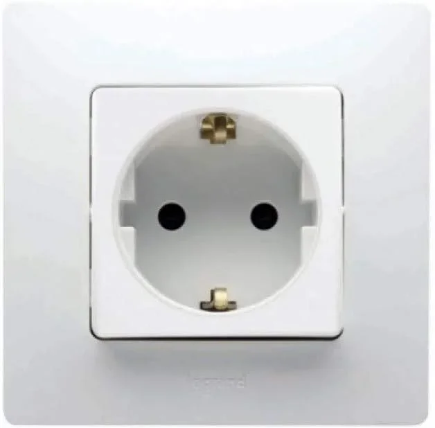 MONOBLOC – Legrand 396434 Toma NL 2P+T BL