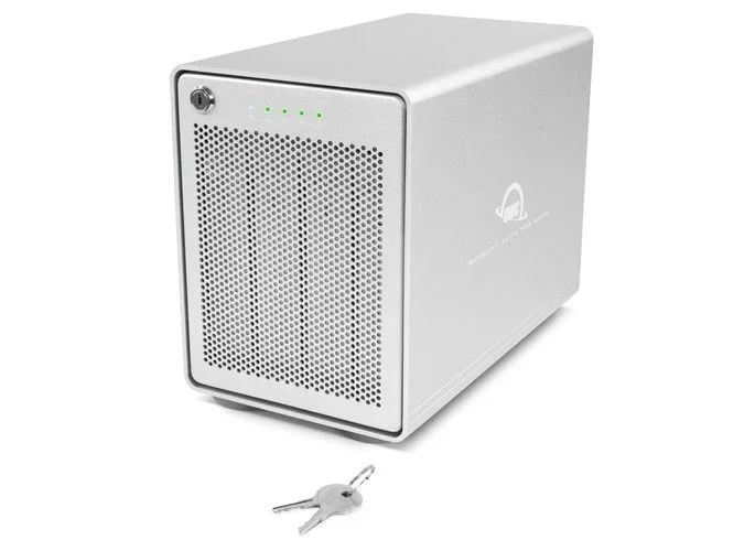 OWC Mercury Elite Pro Quad unidad de disco multiple 32 TB Torre Plata