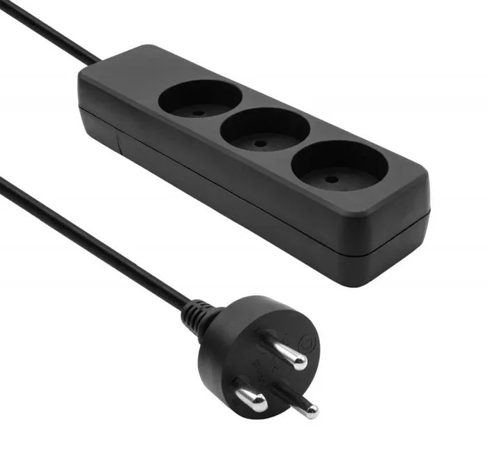 Proxtend danish power strip 3-way 5m black