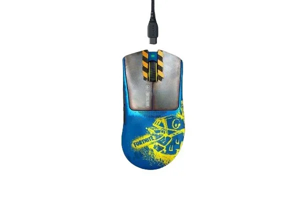 Razer DeathAdder V3 Pro – Fortnite Edition ratón Juego mano derecha RF Wireless + USB Type-C Óptico 30000 DPI